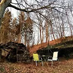 La Maison Sous Les Arbres