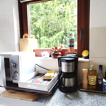 La Maison Sous Les Arbres